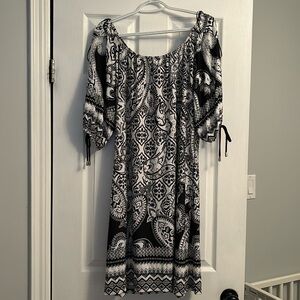 Black and white print dress. Size XL. New with tags